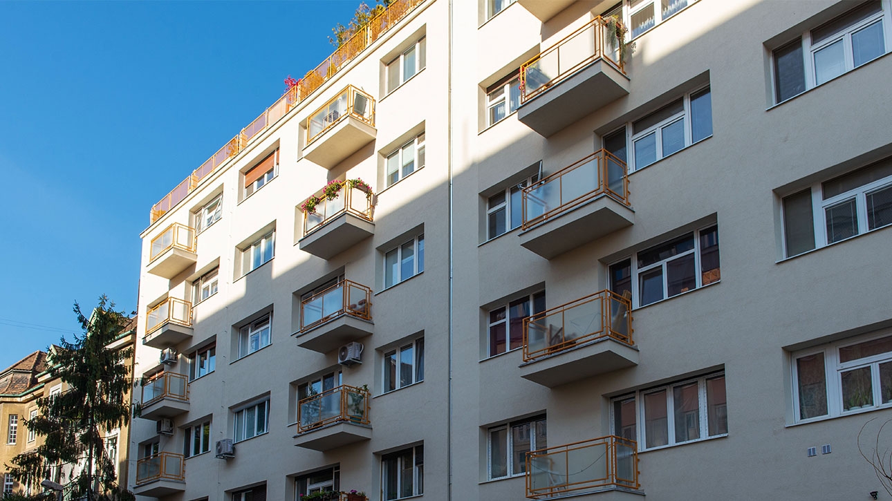 Realizácia obnovy exteriéru bytového domu v Bratislave 