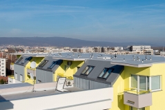 Rekonštrukcia strechy na bytovom dome na Vietnamskej ulici